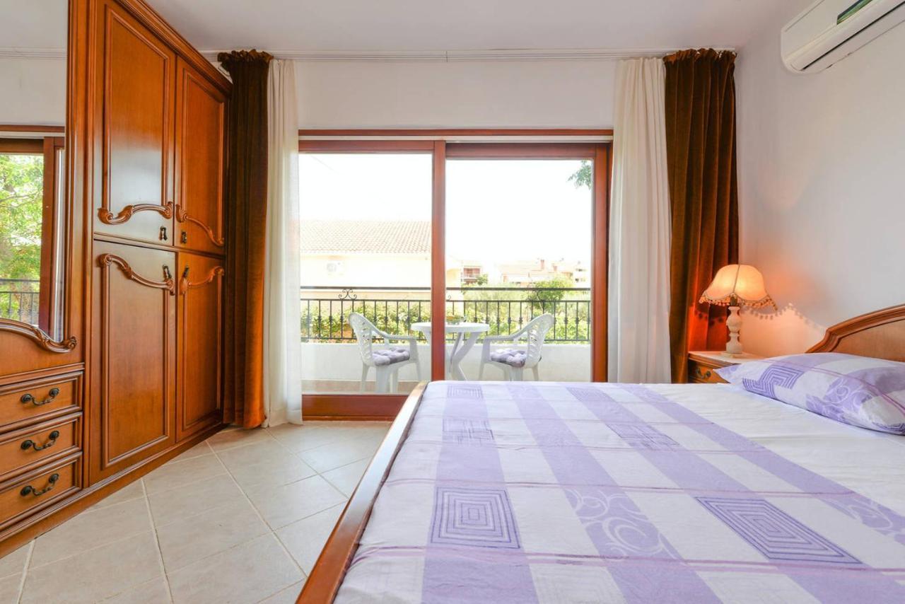 Rooms & Apartments Hegic ซาดาร์ ภายนอก รูปภาพ