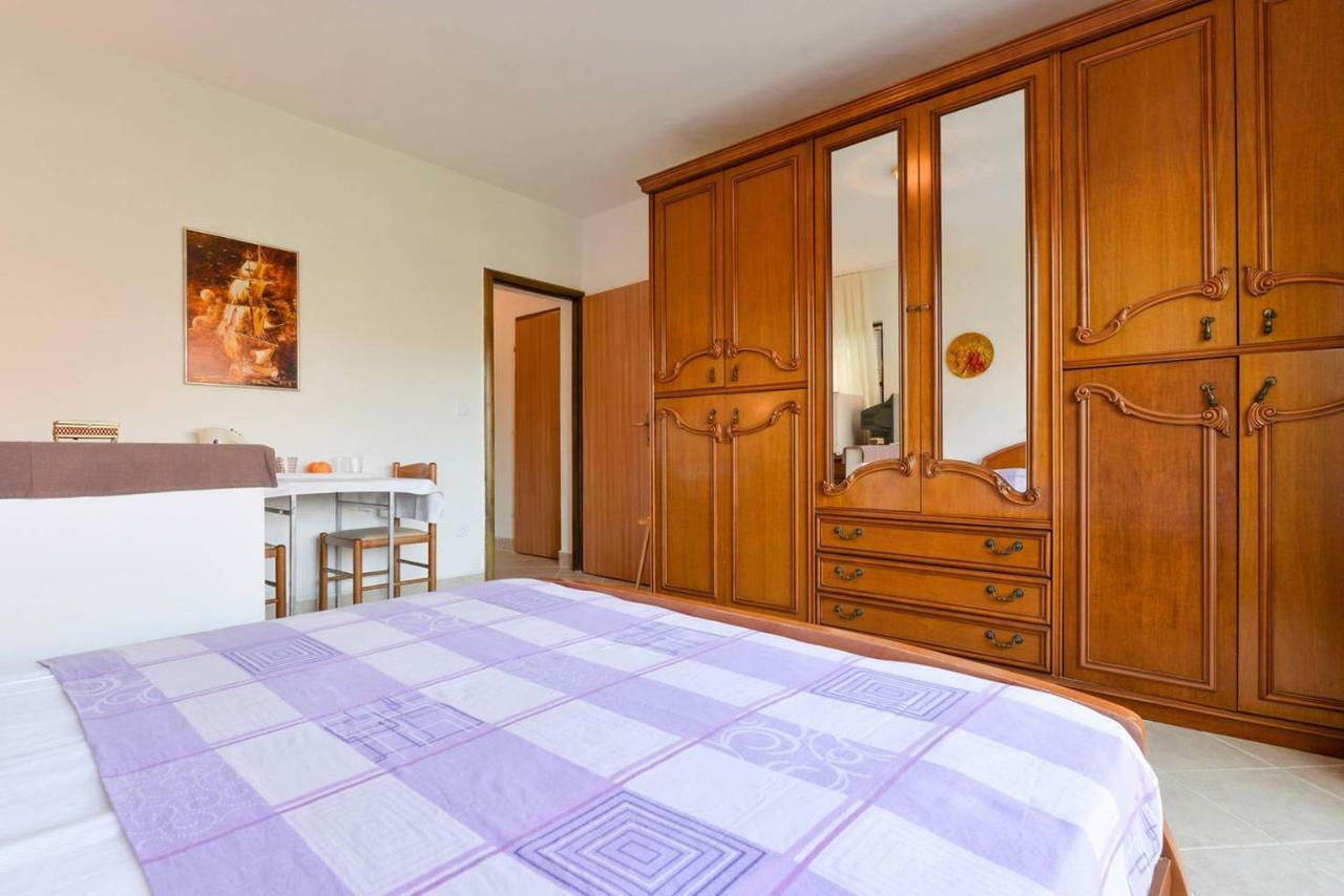 Rooms & Apartments Hegic ซาดาร์ ภายนอก รูปภาพ